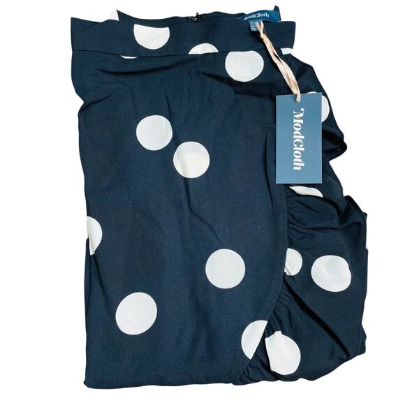 ModCloth Black White It's a Wrap Polka Dot Ruffled A-Line Skirt Size 2 NWT - Picture 5 of 10